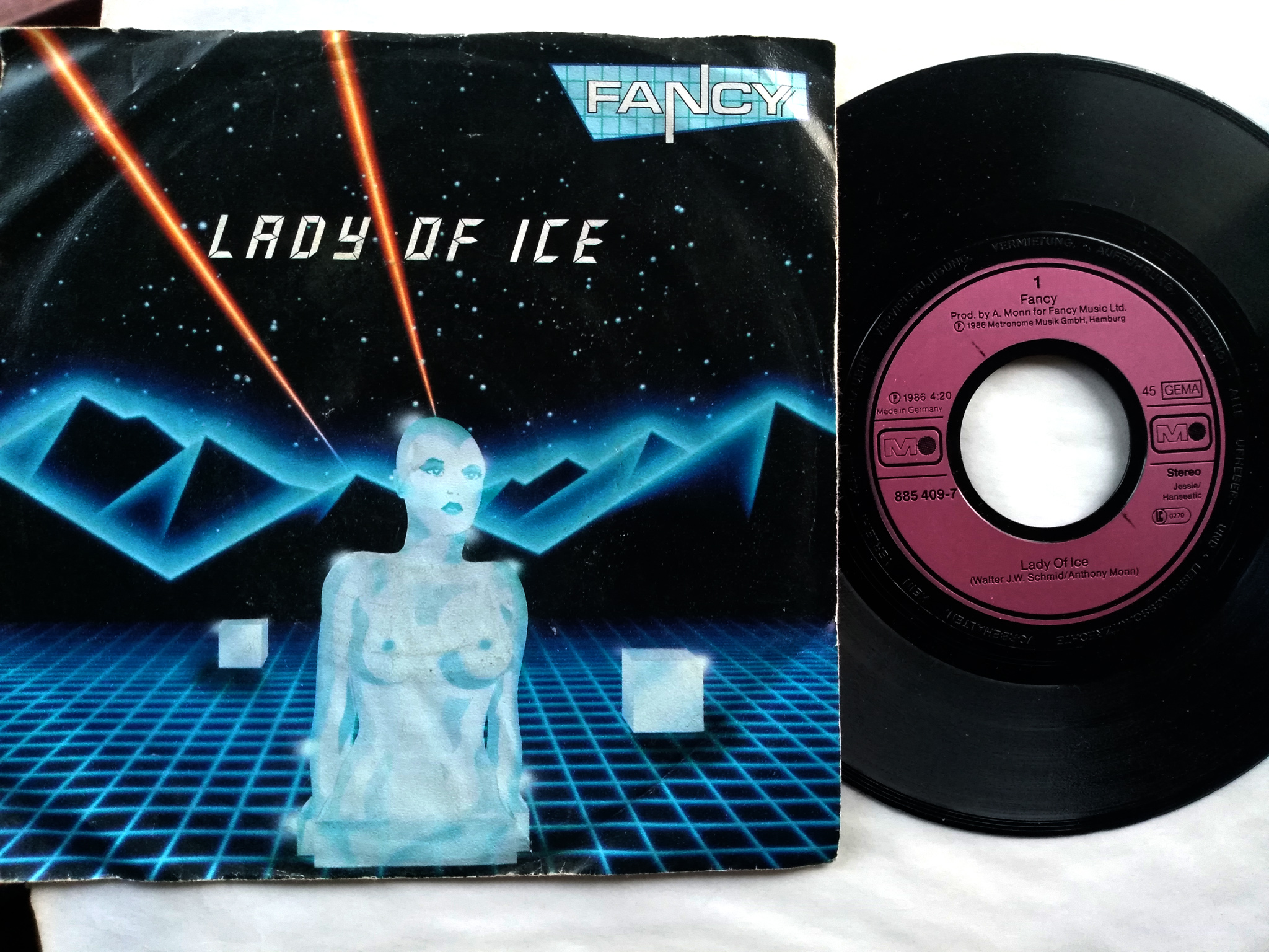 Fancy - Lady Of  Ice 7'