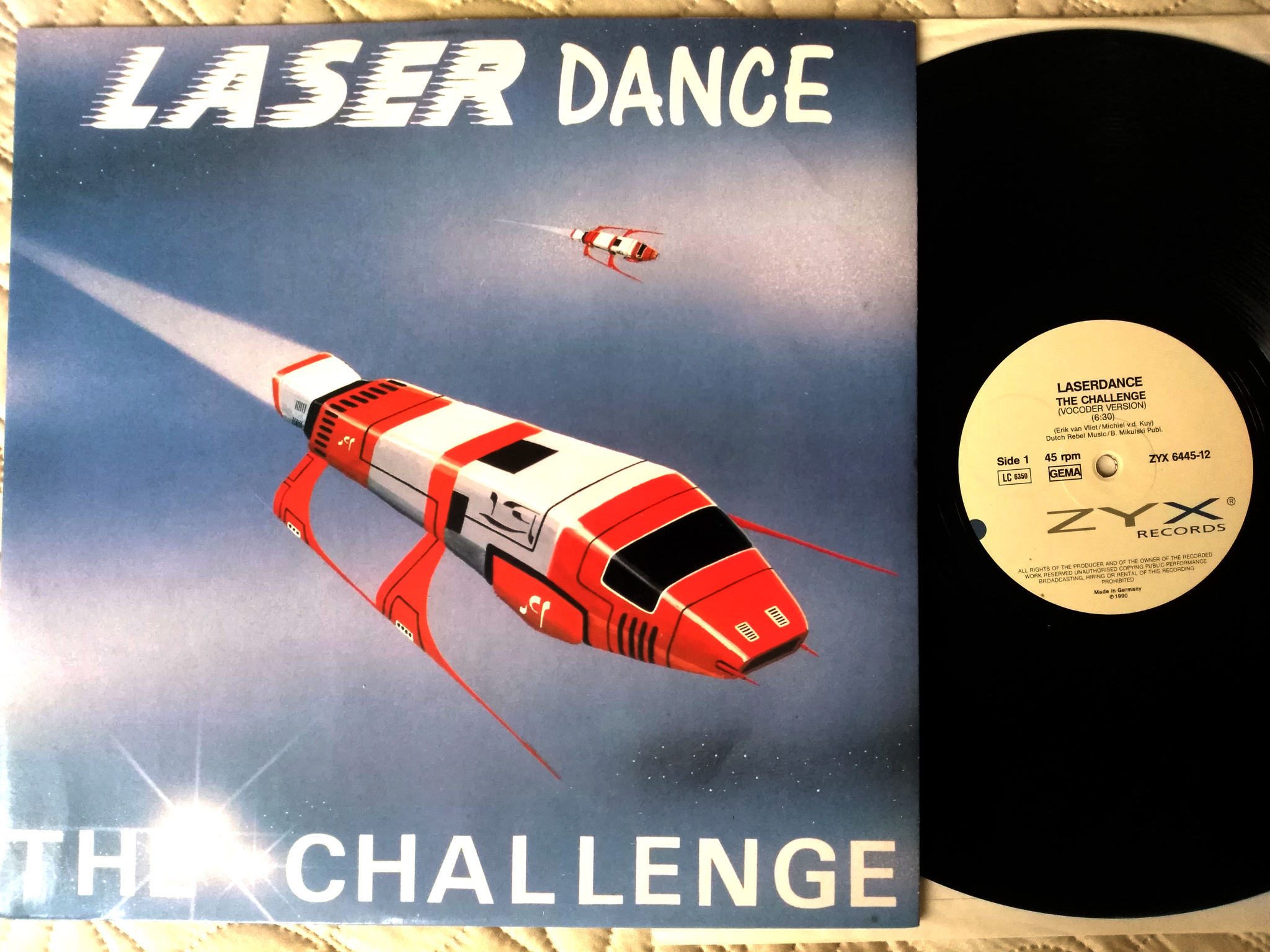 Laser Dance - The Challenge