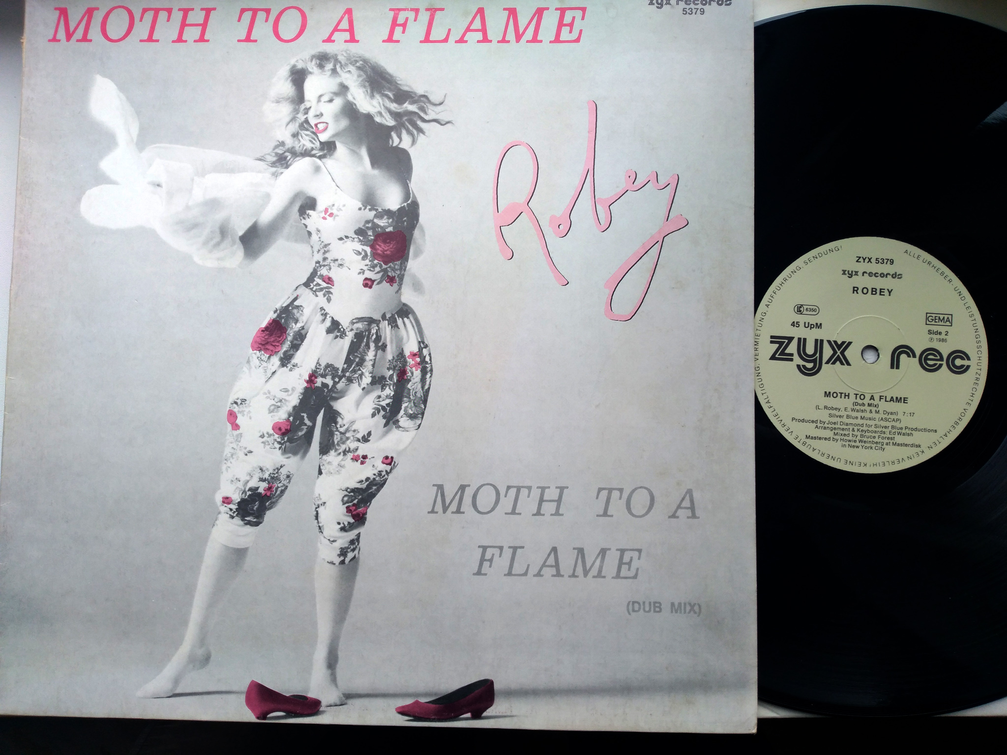 Robey - Moth To Flame